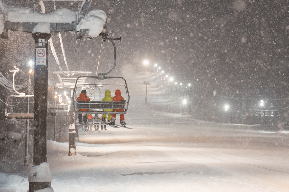 Tokyo + Shiga Powder & Onsen 滑雪度假